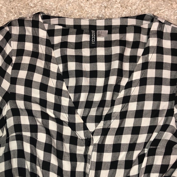 Flannel tie up top - Picture 2 of 2